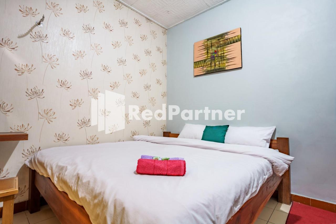 Nafisa Homestay Syariah Near Jatim Park 3 Batu Mitra Reddoorz Malang Exteriér fotografie