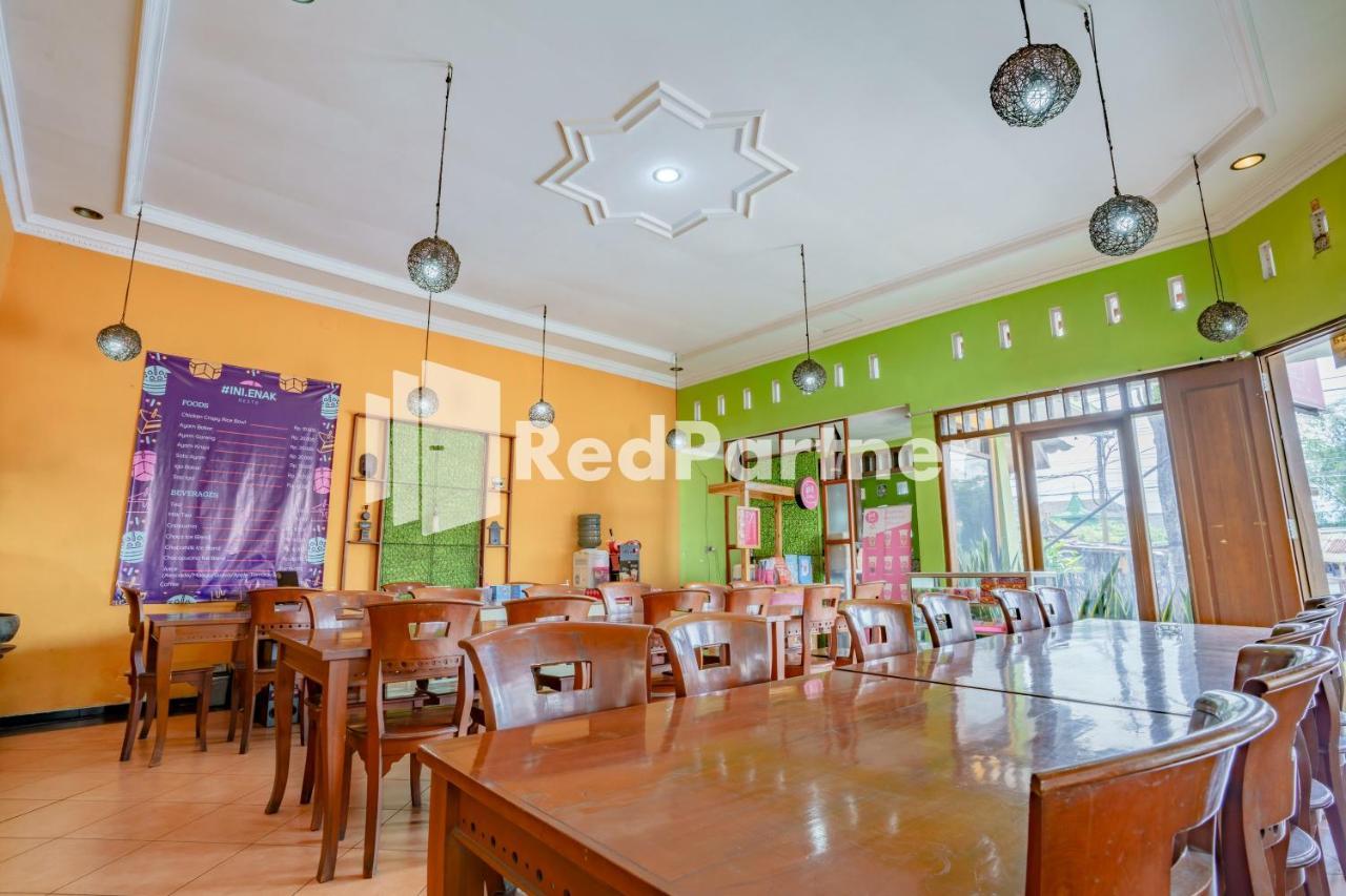 Nafisa Homestay Syariah Near Jatim Park 3 Batu Mitra Reddoorz Malang Exteriér fotografie