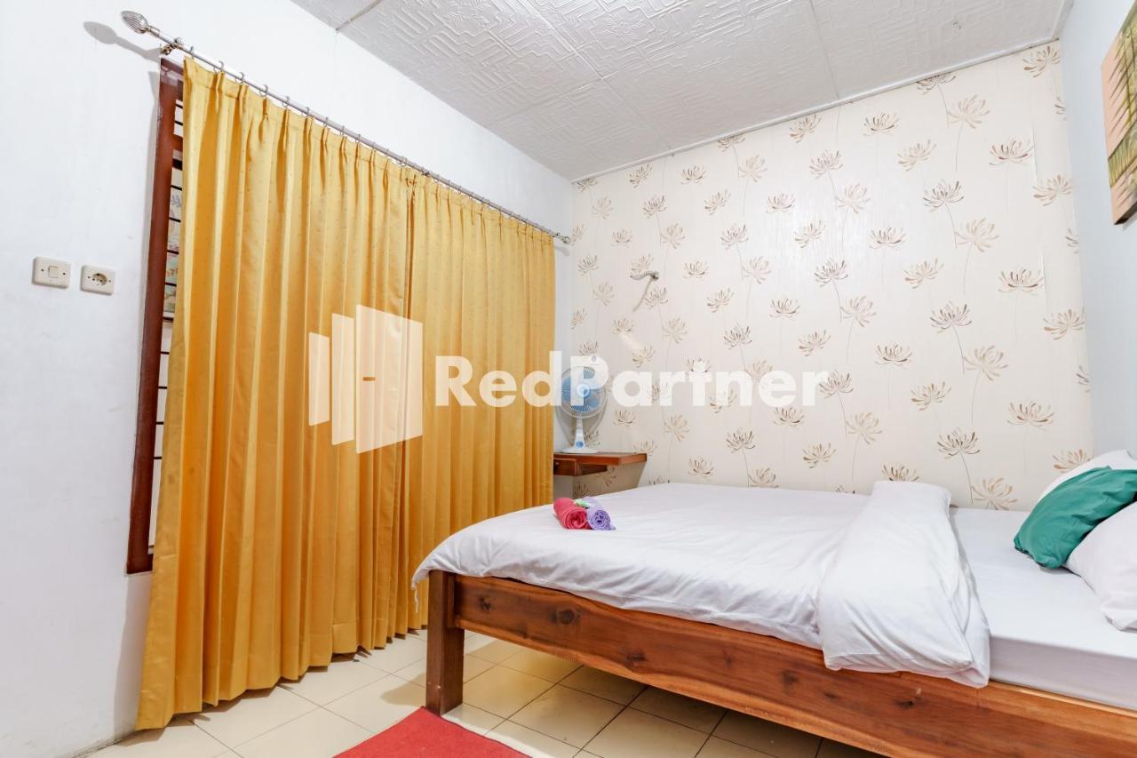 Nafisa Homestay Syariah Near Jatim Park 3 Batu Mitra Reddoorz Malang Exteriér fotografie