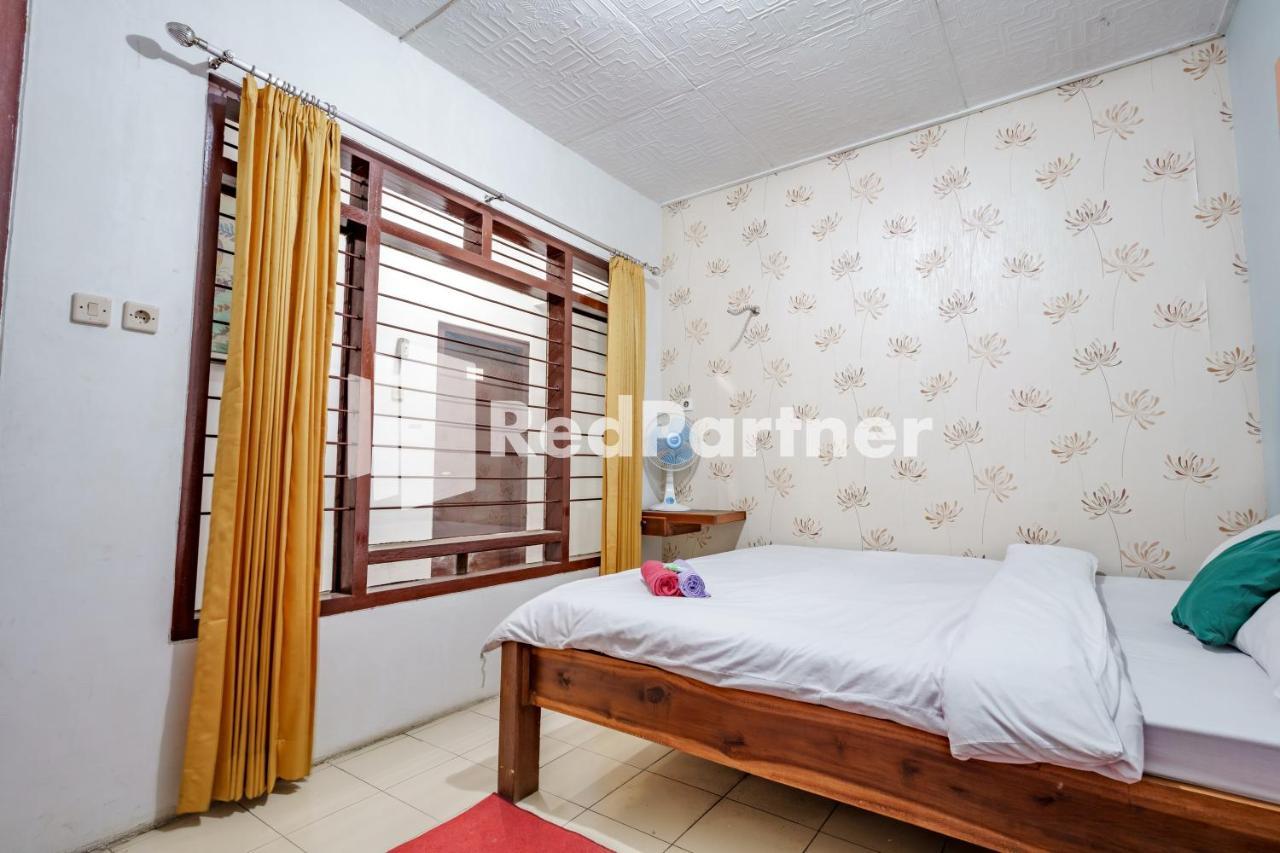 Nafisa Homestay Syariah Near Jatim Park 3 Batu Mitra Reddoorz Malang Exteriér fotografie